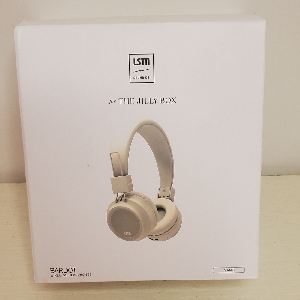 For the jilly Box Headphones
